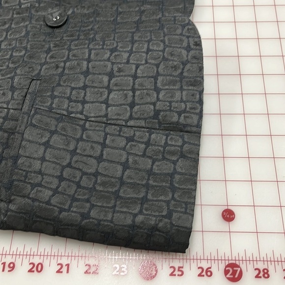 CHICO'S Sephia Croc Embossed Charcoal/Black Subtle Sheen Blazer SZ M (8) - Picture 16 of 16